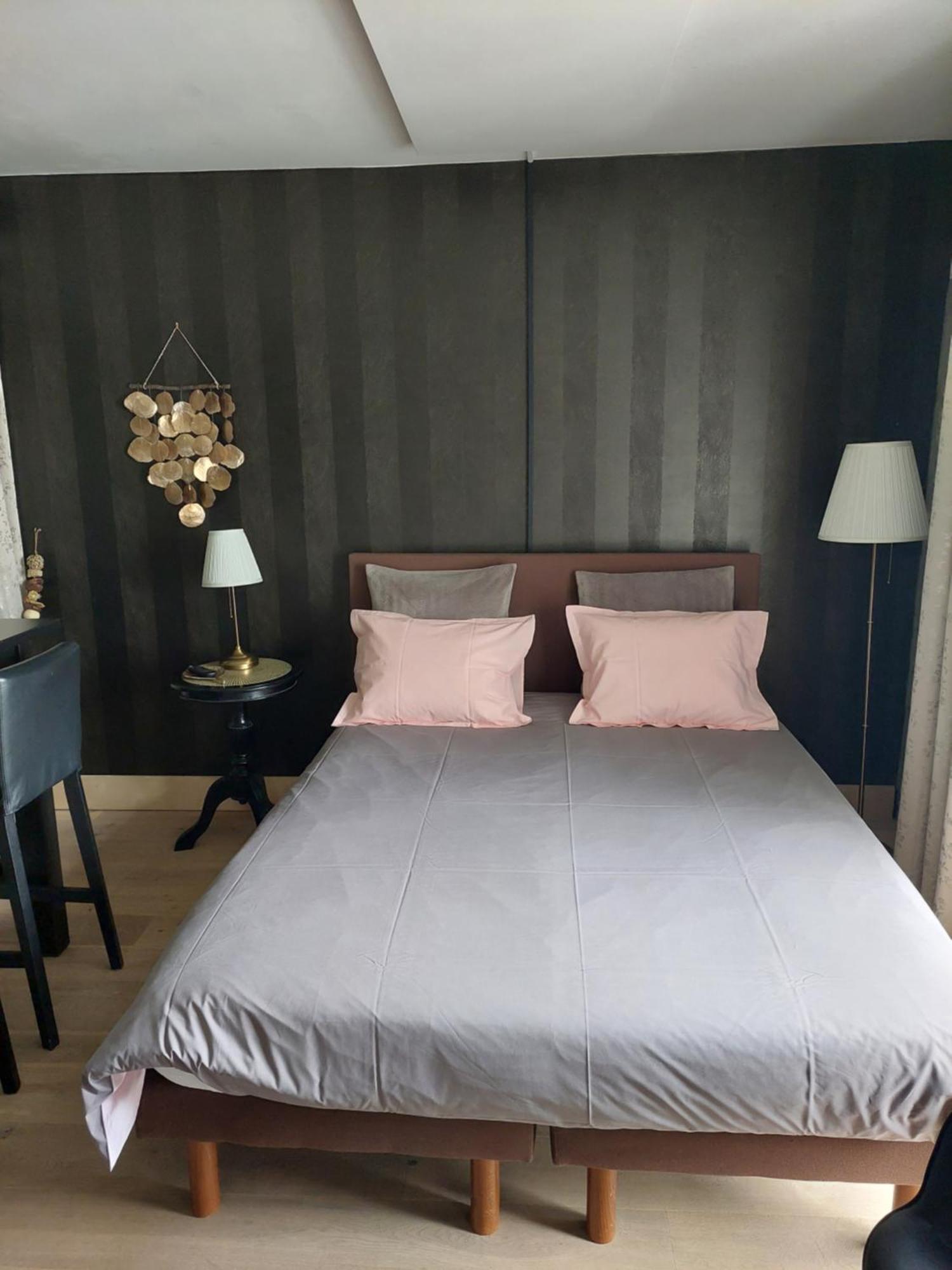 La Chambre Et Le Studio Du Chateau Du Golf De Bernalmont Liegi Esterno foto